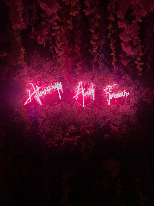 Why Wedding Planners Across Australia Rely on Neon Backdrops